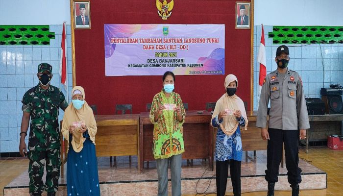 PENYALURAN TAMBAHAN BLT - DD TAHUN ANGGARAN 2021 DESA BANJARSARI 01